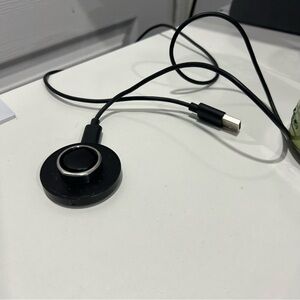 Oura Ring size 10 silver Herritage *poor battery life & scratched